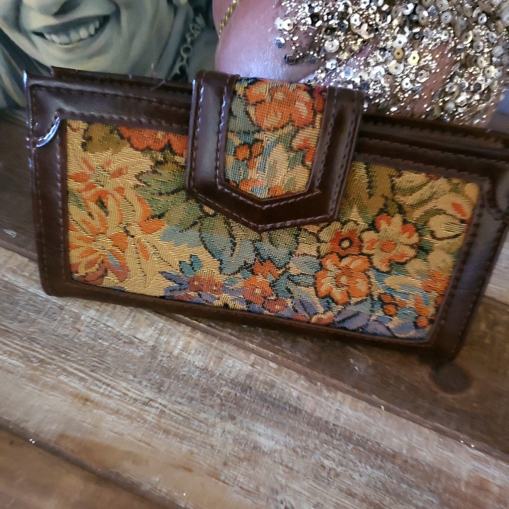 Floral Tapestry Women's Wallet